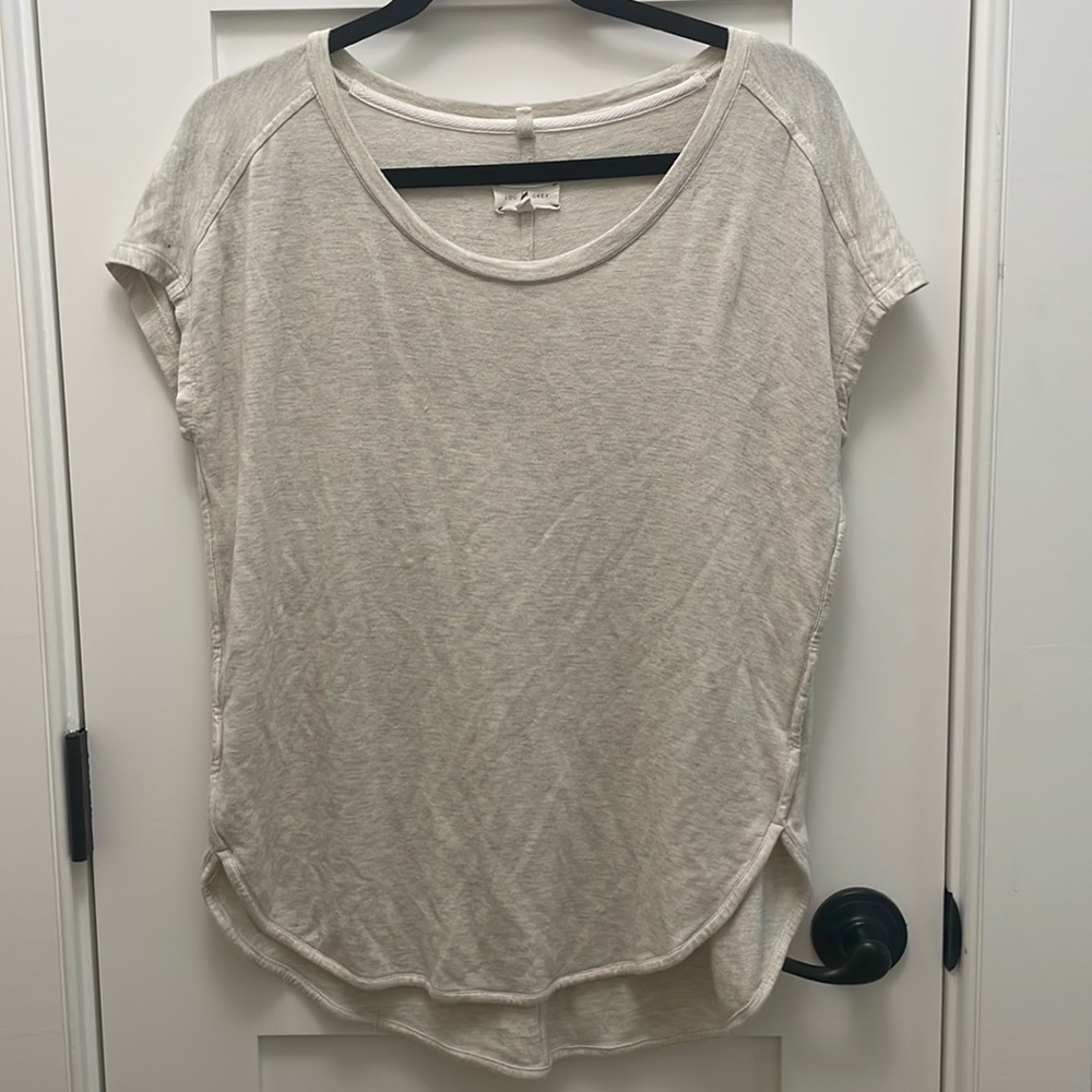 Lou and Grey tan tee, size small